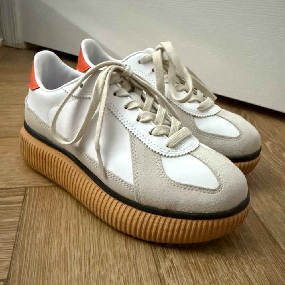 Onitsuka Tiger Delecity Sneakers from Tokyo, Size 5/6